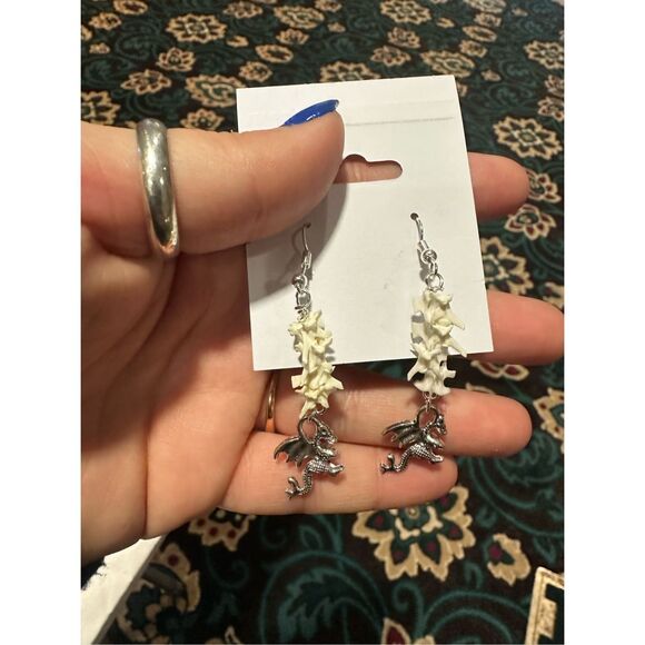Rattlesnake vertebrae bone Earrings Dragon oddity alt fantasy Handmade FeralReli - Picture 1 of 1